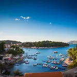 Apartment Bay View